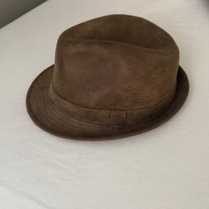 Henschel Fedora